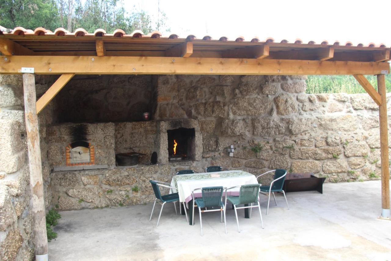 Casa Do Rio Villa Treixedo ภายนอก รูปภาพ